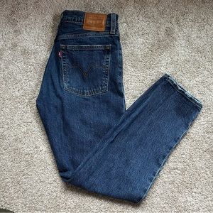 Levi’s Wedgie Straight Leg Crop Jean